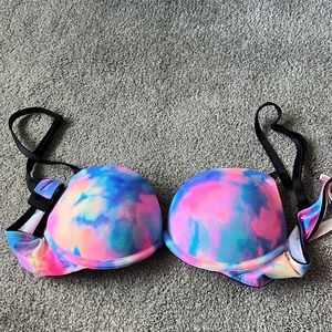 PINK Victoria Secret Push up bra, size 34AA